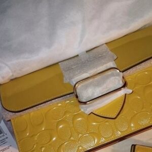 NEW! COACH MORGAN BAG IN SIGNATURE LEATHER NWT!